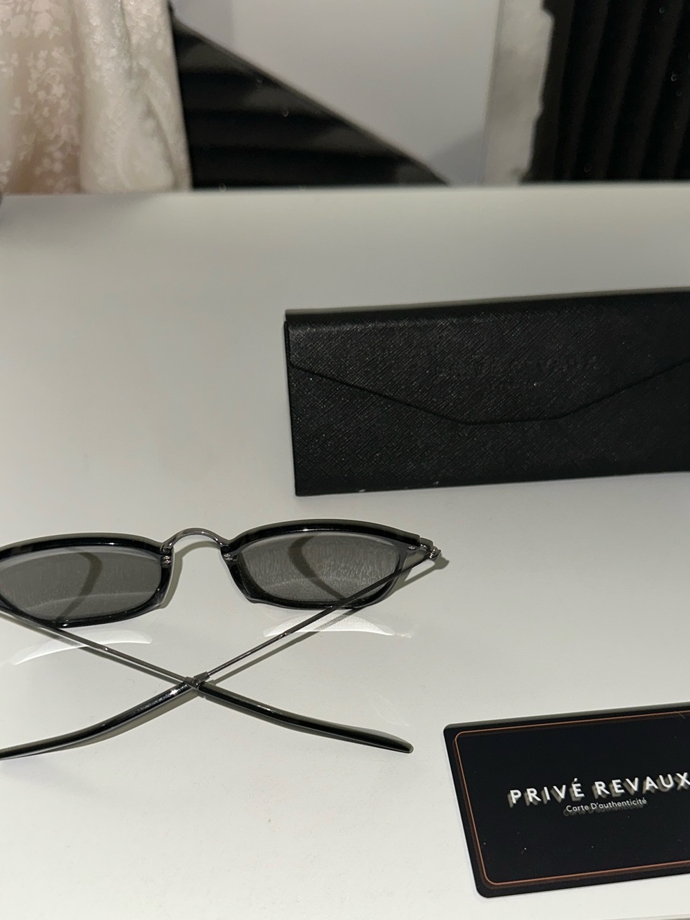 Prive Men's Black Oval Sunglasses